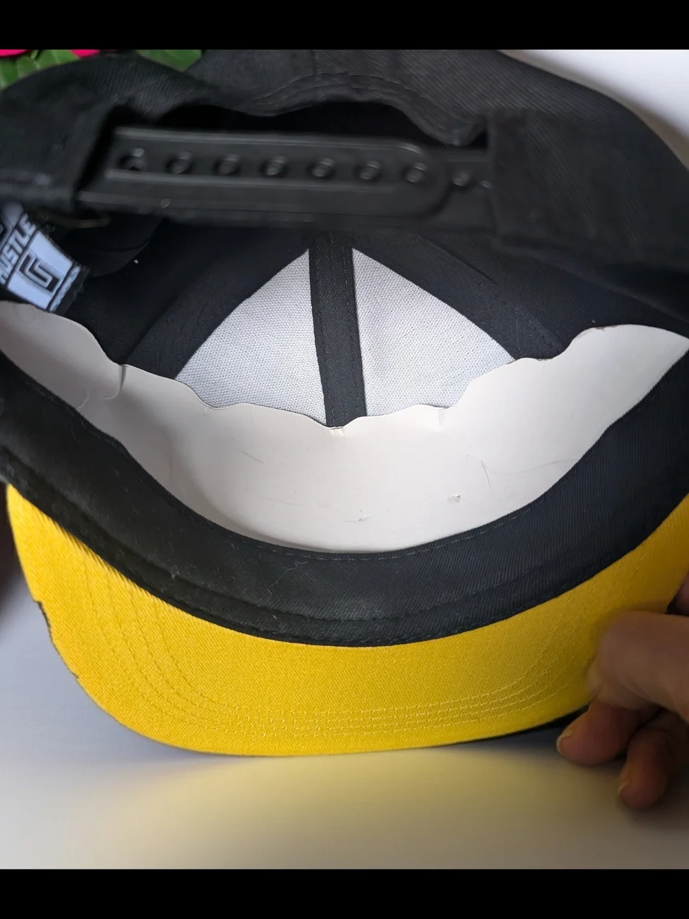 Hustle Kids Snapback Hat in Black and Yellow